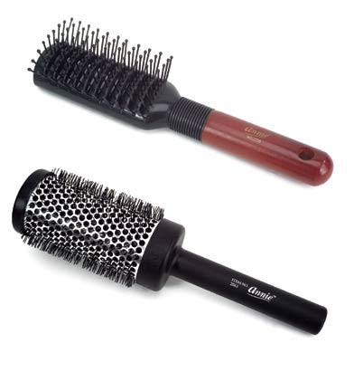 Commercial digital photograph taken in studio, in high-resolution shows good detail of two hair brushes of L&N Sales - Product photography